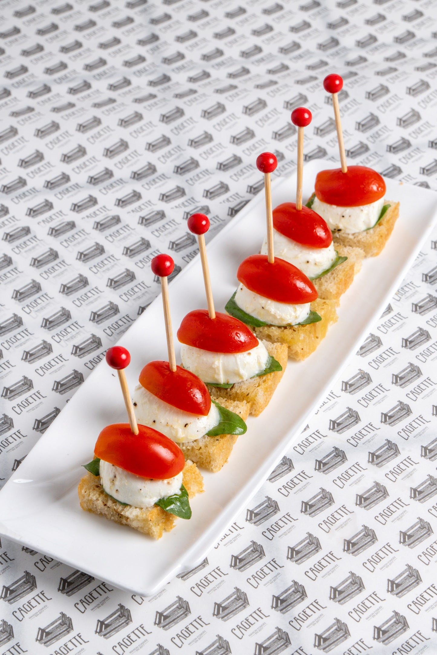 Focaccia bite, tomato & mozzarella