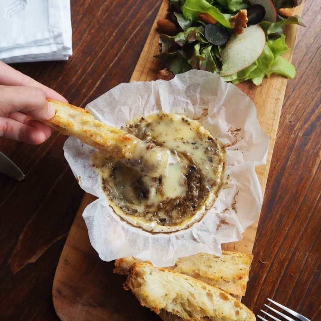 CAMEMBERT A LA TRUFFE