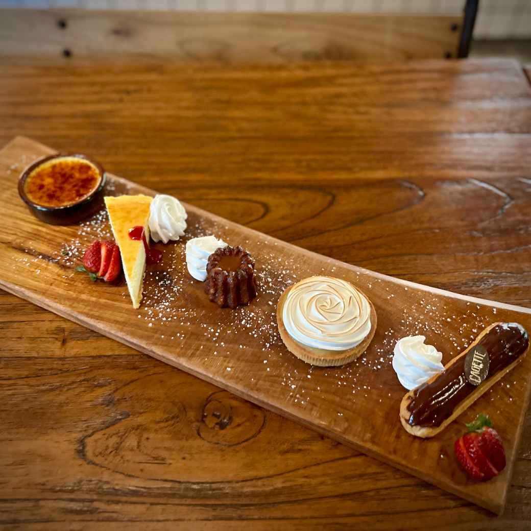 DESSERT BOARD TO SHARE