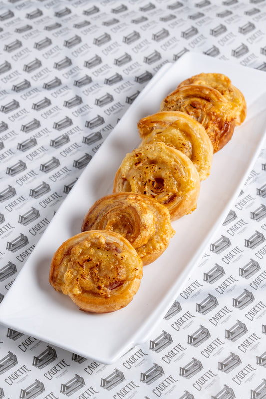 Mini puff ham & cheese