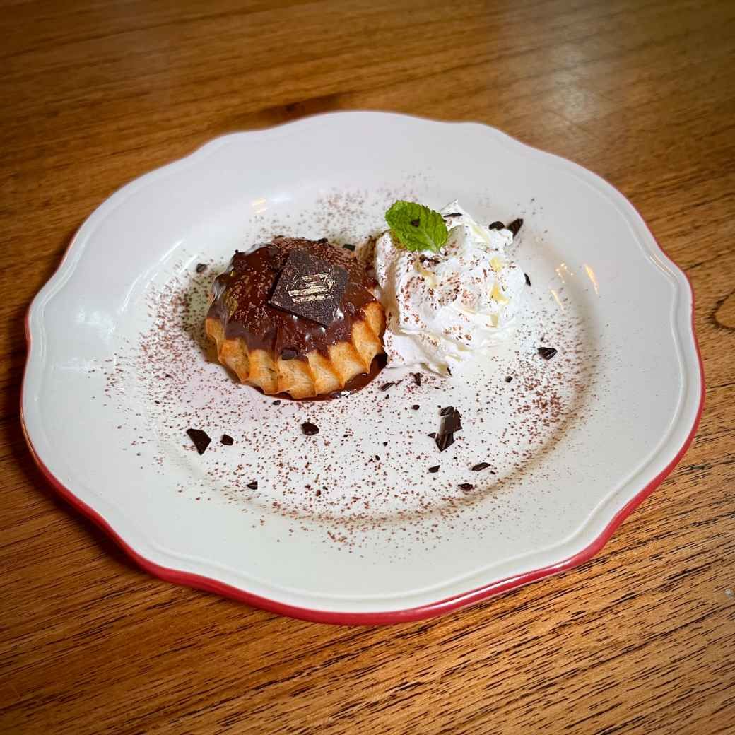 THE CHEF'S CHOUX